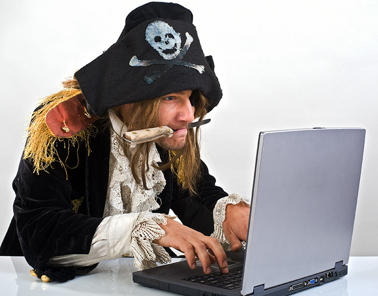 online-piracy.jpg