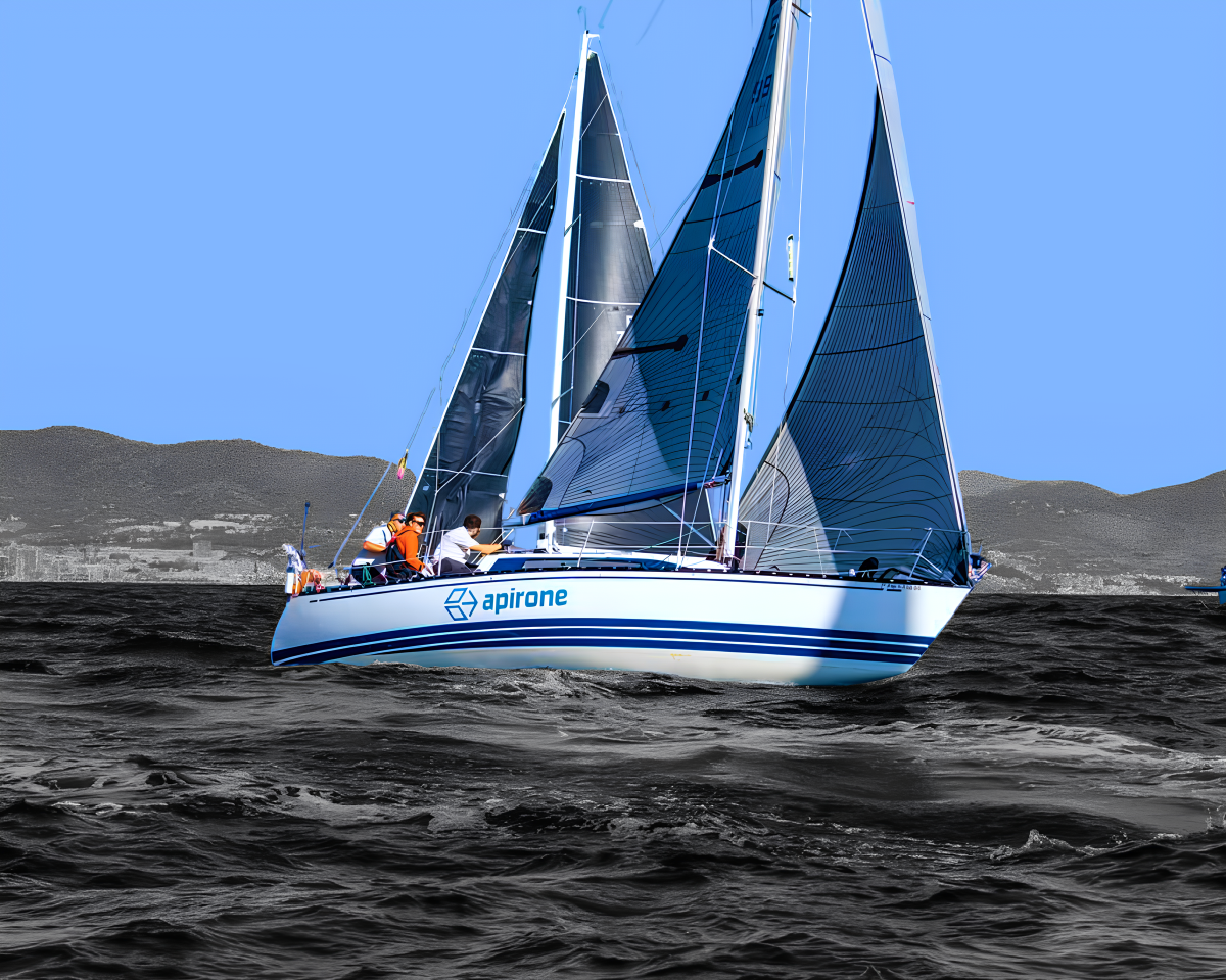 Apirone_yacht