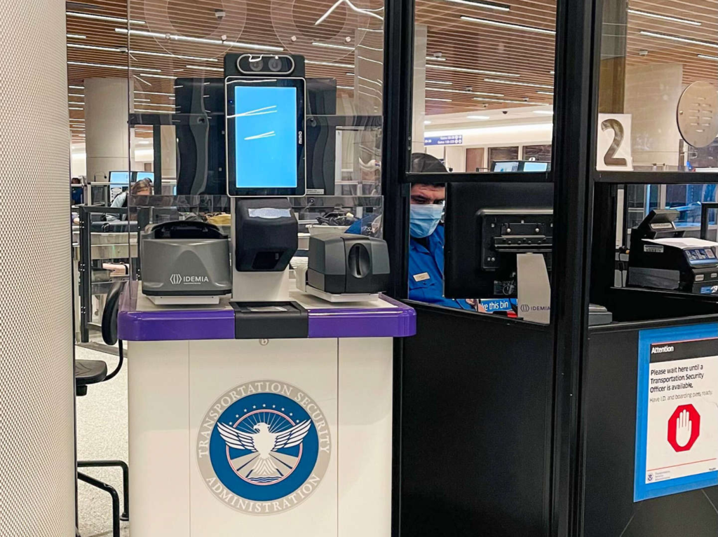 16 аэропортов в США оснастили системой распознавания лиц