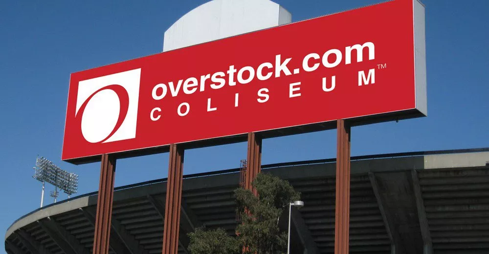 Overstock.com-coliseum-scoreboard-web-1000x520
