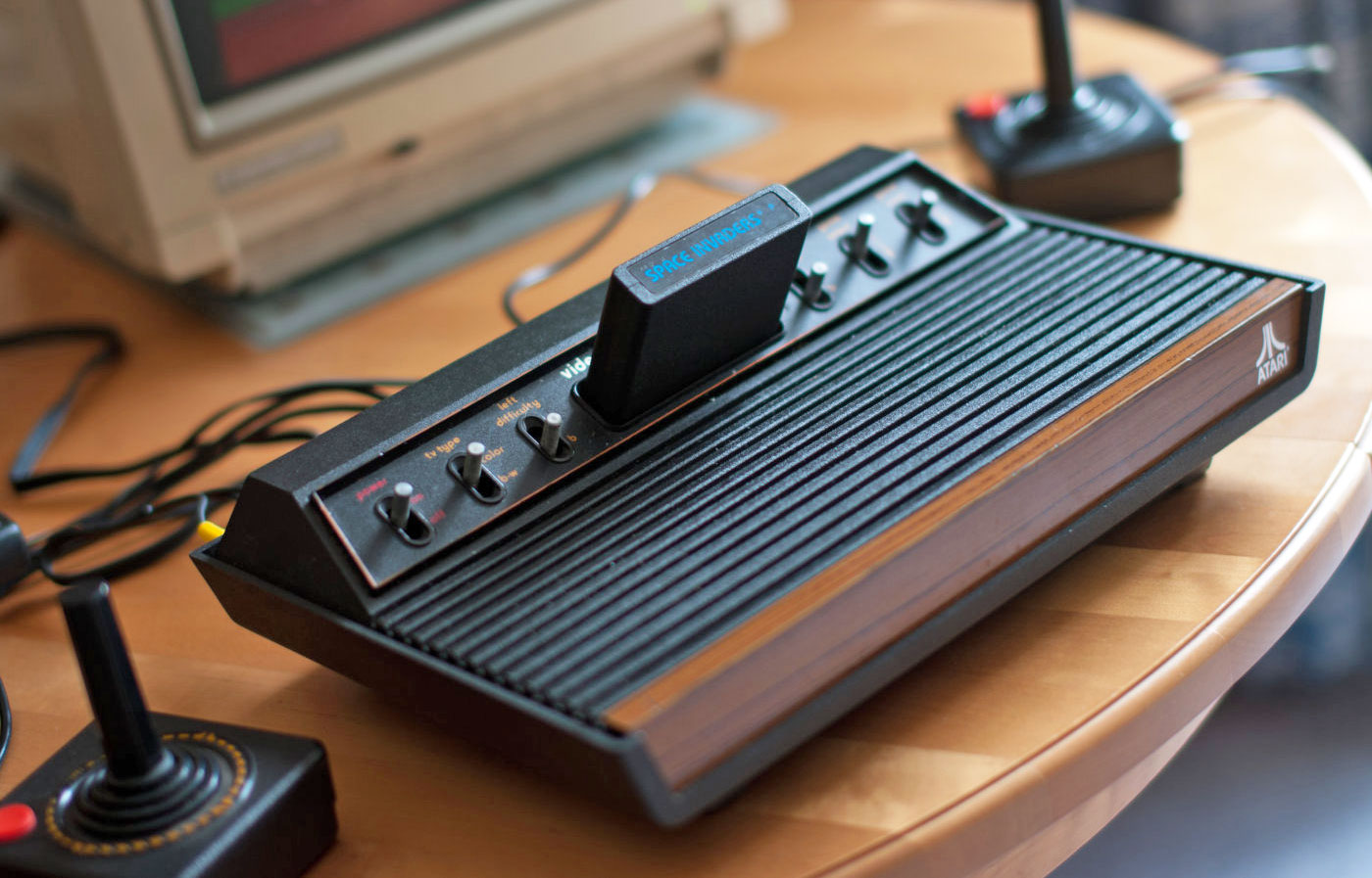 Неживая легенда Atari: от революции видеоигр до криптовалютных онлайн-казино