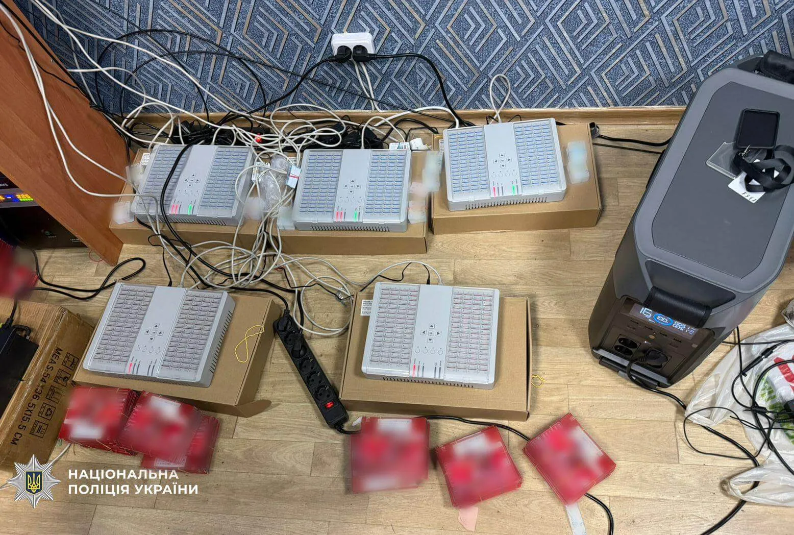 c2e8ac2bf841cc5e737785339685806209a36b290846ad87a477aa440d1b8d79