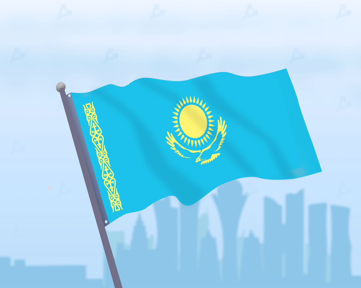 Банк в Казахстане провел первую биткоин-операцию