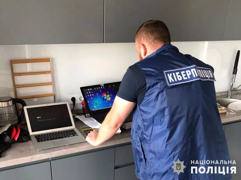 Хакеры вымогали 30 000 гривен в криптовалюте за доступ к взломанному Instagram-аккаунту